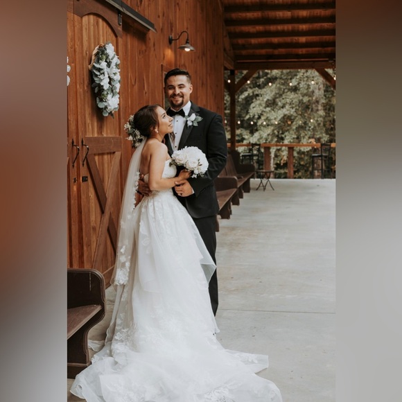 Meet your Posher, Sandra - Picture 2 of 4